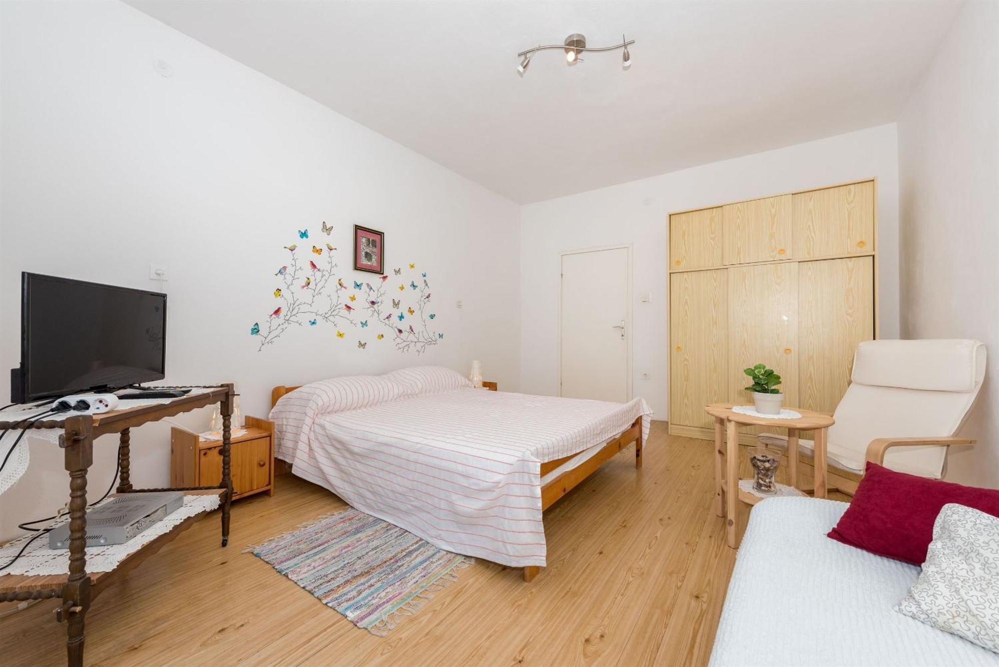 Apartments Mili - Near The Sea And The Centar Of Place Betina  Εξωτερικό φωτογραφία