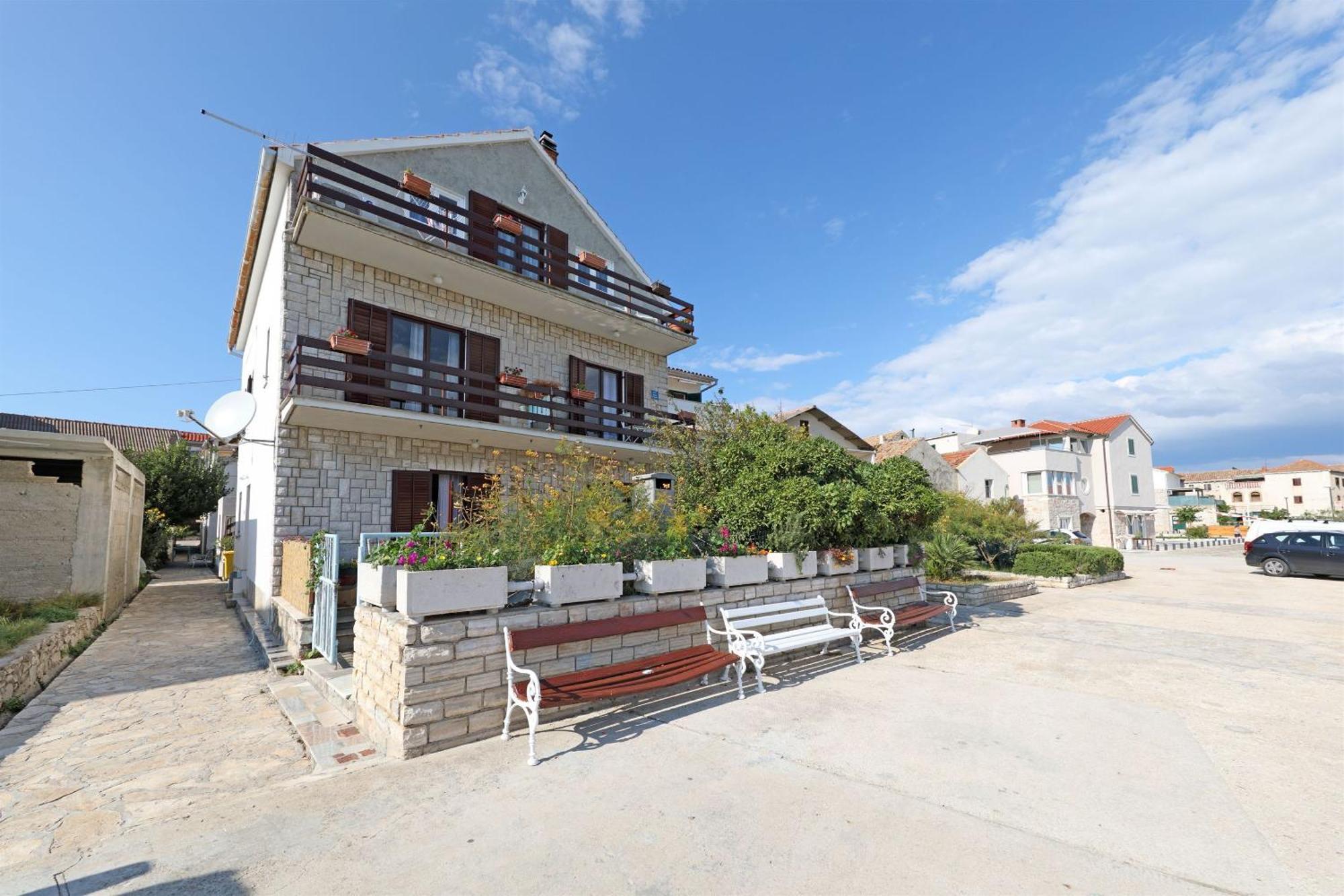 Apartments Mili - Near The Sea And The Centar Of Place Betina  Εξωτερικό φωτογραφία
