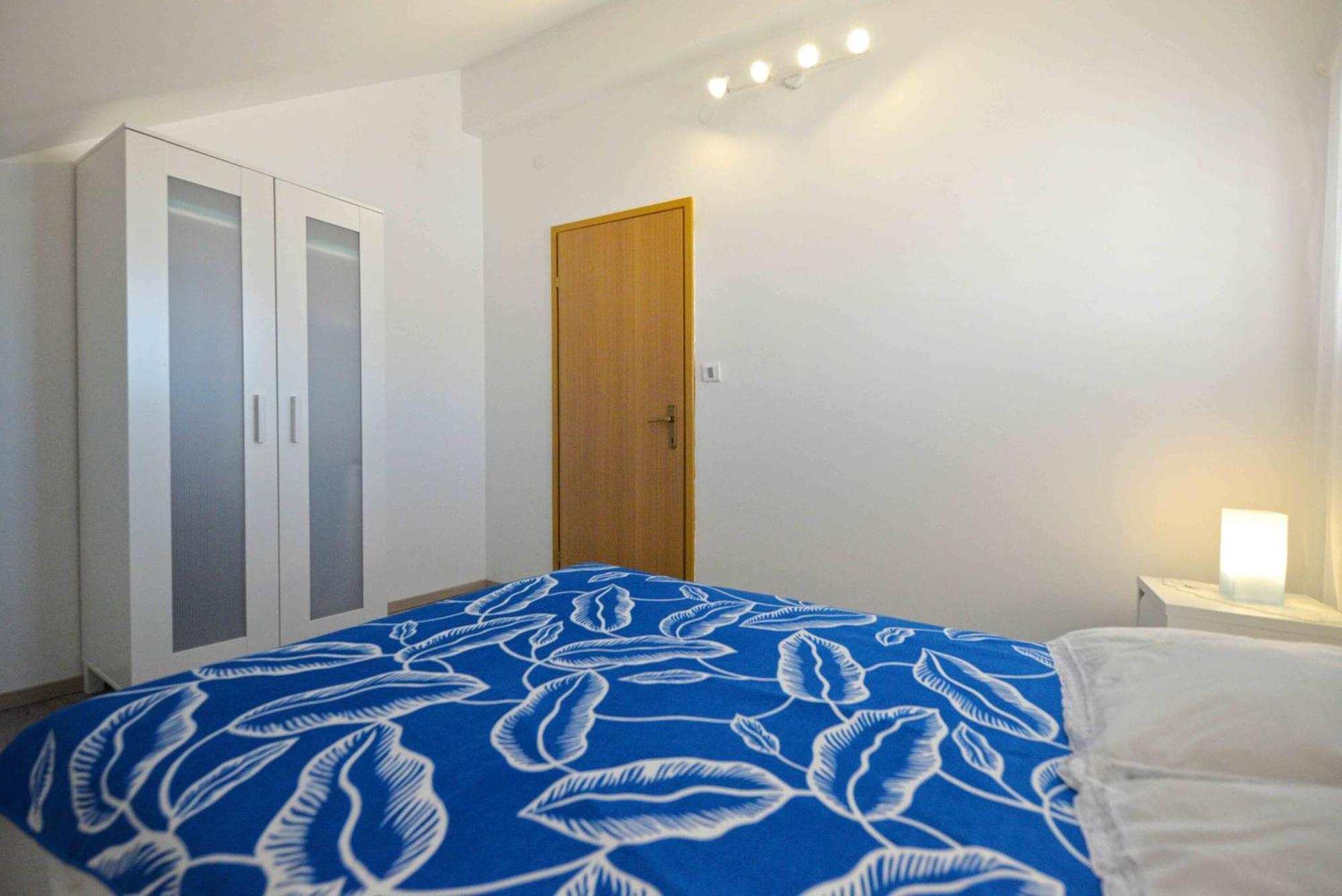 Apartments Mili - Near The Sea And The Centar Of Place Betina  Εξωτερικό φωτογραφία