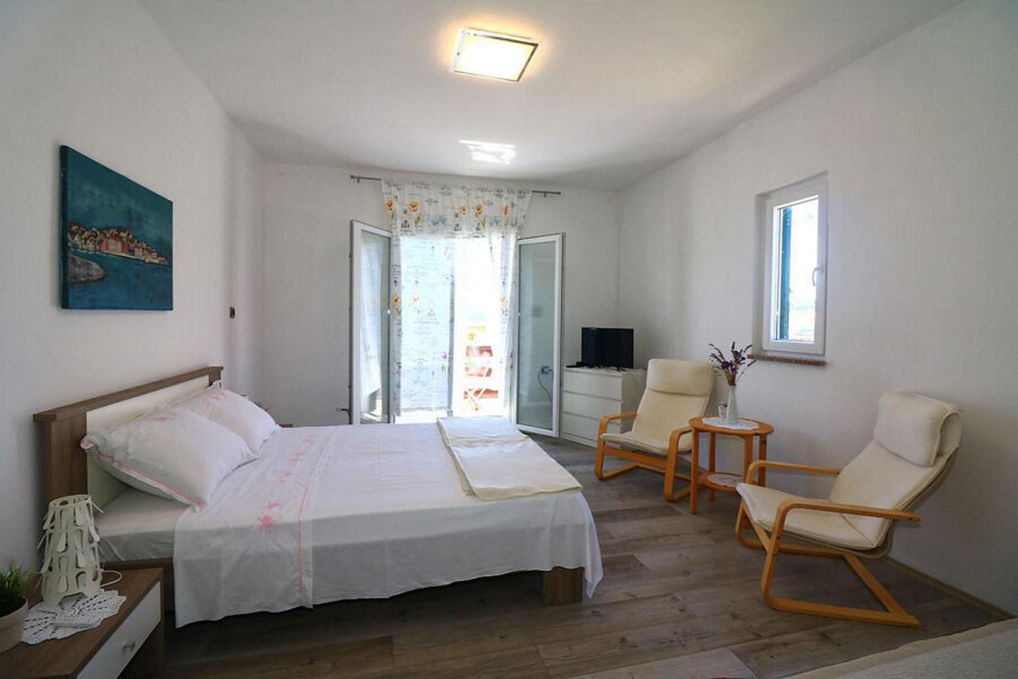 Apartments Mili - Near The Sea And The Centar Of Place Betina  Εξωτερικό φωτογραφία