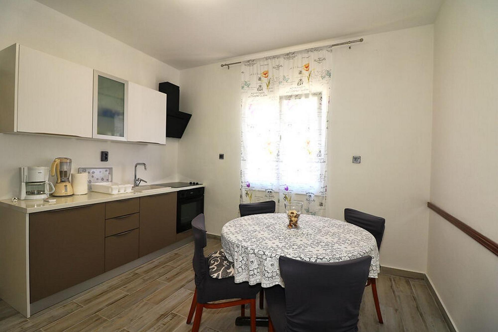 Apartments Mili - Near The Sea And The Centar Of Place Betina  Εξωτερικό φωτογραφία
