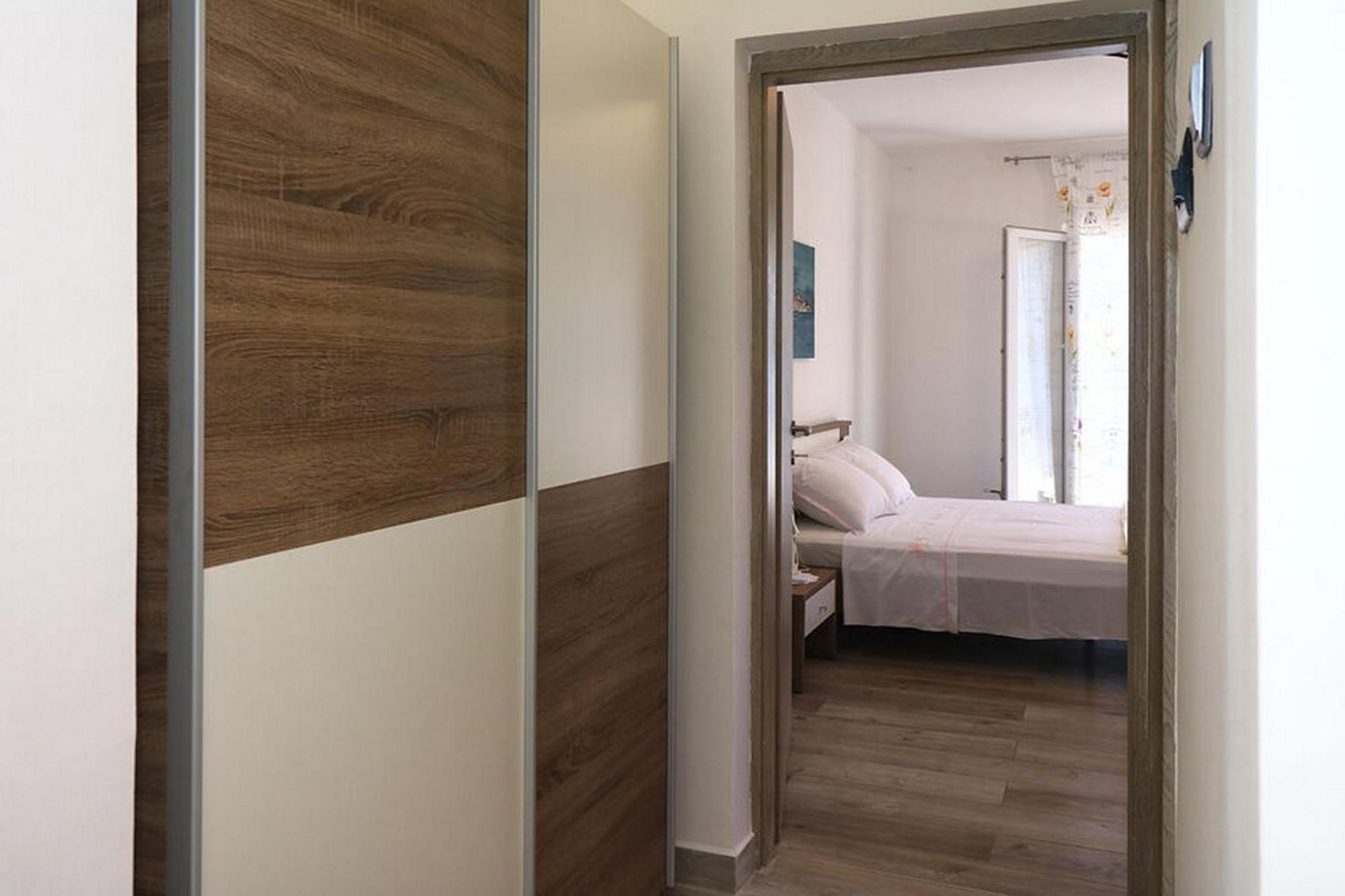 Apartments Mili - Near The Sea And The Centar Of Place Betina  Εξωτερικό φωτογραφία
